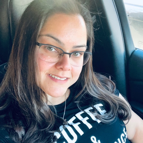 Meet your Posher, Jessica - Picture 1 of 1